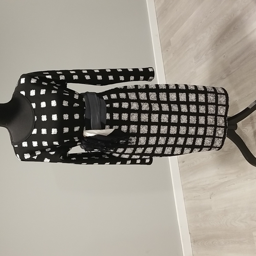 MAKE AN OFFER!  Bundle! LuLaRoe Debbie dress